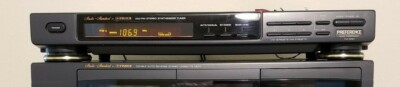FISHER STUDIO STANDARD AM/FM STEREO SYNTHESIZER TUNER MODEL FM-9050-image