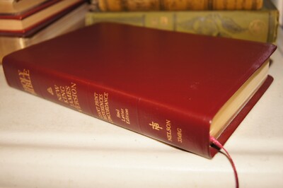 Holy Bible NKJV Giant Print Reference Concordance Leather Thomas Nelson 334BG-image