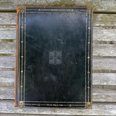 1911, Encyclopedia Brittanica 11th Ed, Handy Vol XI, FRA to GIB, Vintage,-image