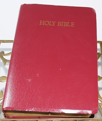 Holy Bible New King James Version Giant Print Center Column Reference Edition-image