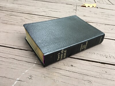 Nave’s Topical Bible Digest Holy Scriptures Reference 1962 Faux Leather Gold Edg-image