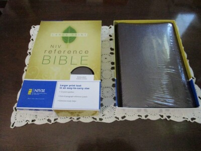 NIV 1984 Large Print Reference Bible *12pt* Personal Size *Burgundy Bd Leather*-image