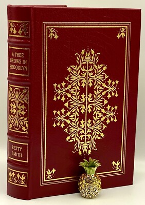 Easton Press A TREE GROWS IN BROOKLYN New York Collectors LIMITED Edition SCARCE-image
