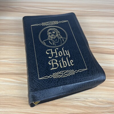The Holy Bible 1950 Golden Book Edition KJV Thumb Indexed with Leather Binding-image