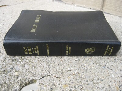 Holy Bible Chain Reference 1974 Bonded Leather International Association -image
