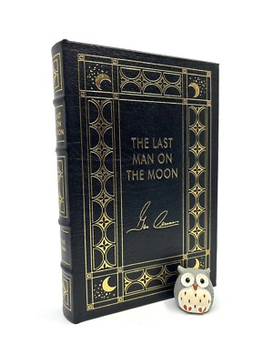 EASTON PRESS The Last Man on the Moon Eugene Cernan SIGNED Leather Astronaut Bio-image
