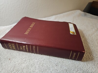 Holy Bible Gift And Award Edition 1997 Tyndale. Pages Flagged With Reference.-image