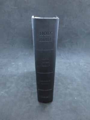 Holy Bible King James Version Reference Edition Red Letter Hendrickson Black 6x4-image