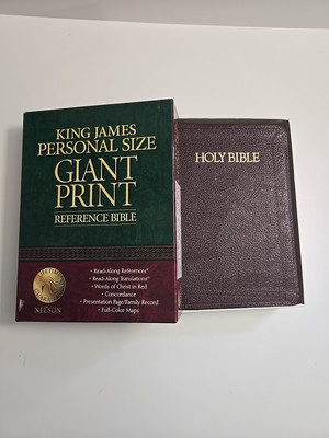 King James Bible Nelson's Reference Burgundy Genuine Leather Giant Print 1976 -image