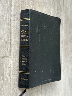 ✝️ Zondervan NASB Study Bible 2000 Black Leather Bonded Indexed-image