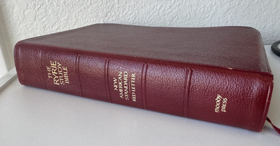 The RYRIE Study Bible NASB 1978 Spanish Bonded Leather Burgundy Moody Red Letter-image